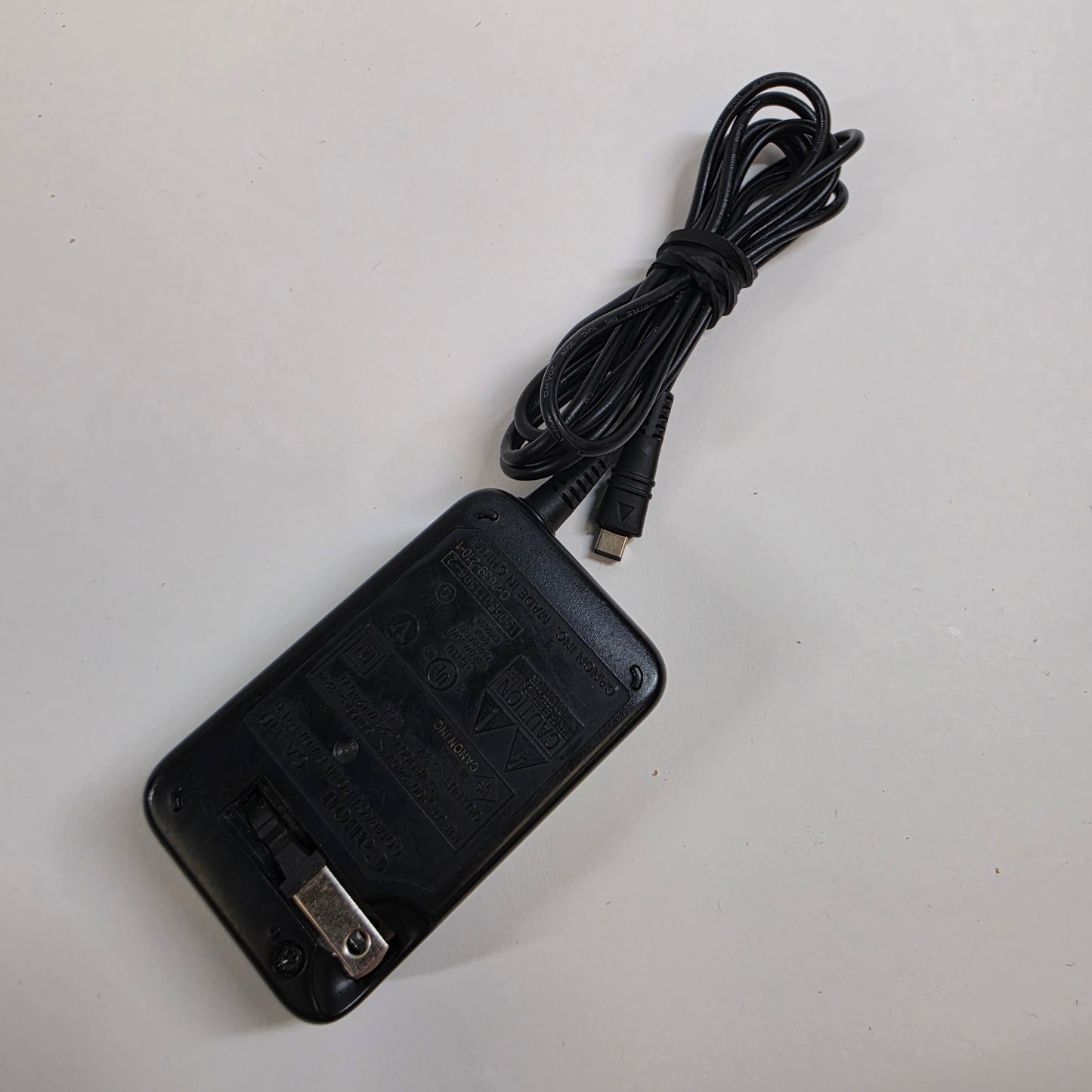 Canon Vixia Digital HD Video Camera Recorder HF R600