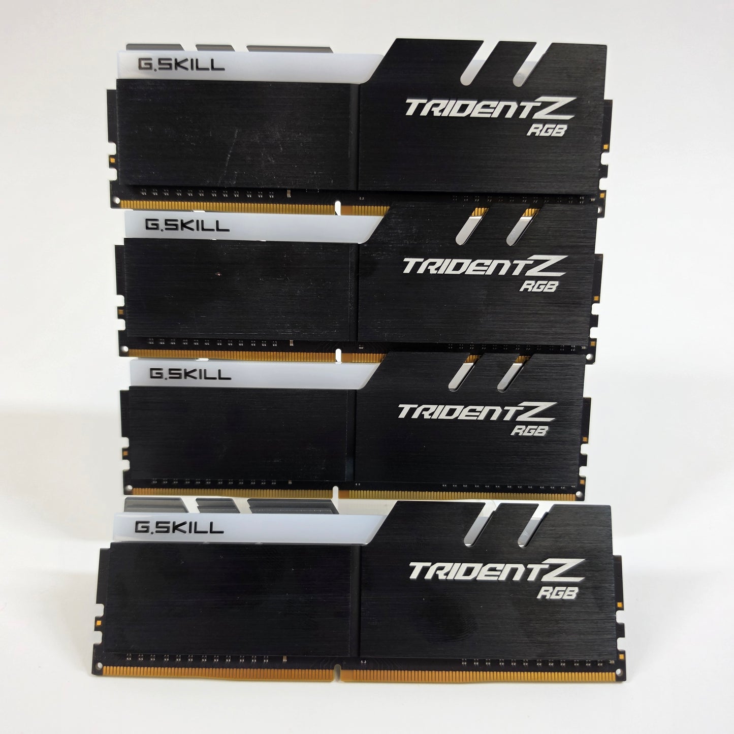 G.Skill Trident Z RGB 32GB (4x8GB) RAM DDR4 3600MHz F4-3600C19Q-32GTZRB