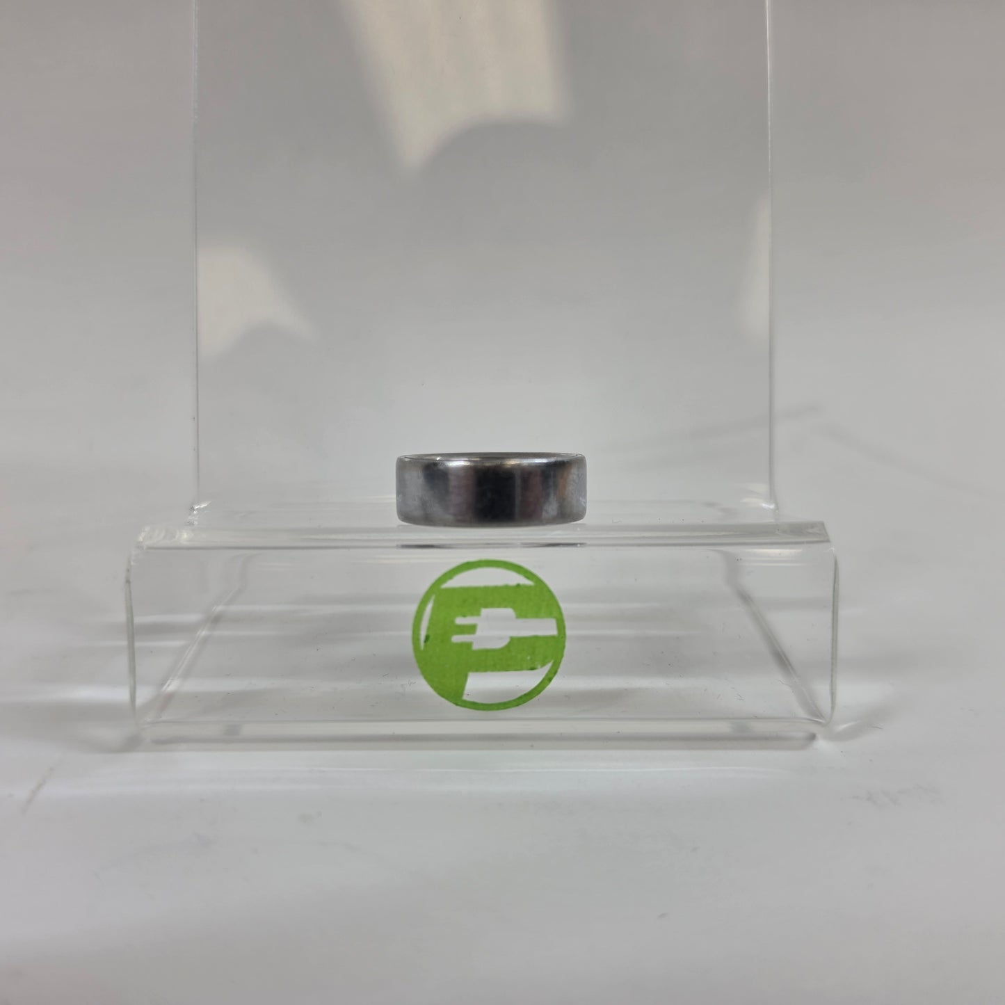 Oura Ring 4 8 Silver Titanium Smart Ring JZ90-54144-08